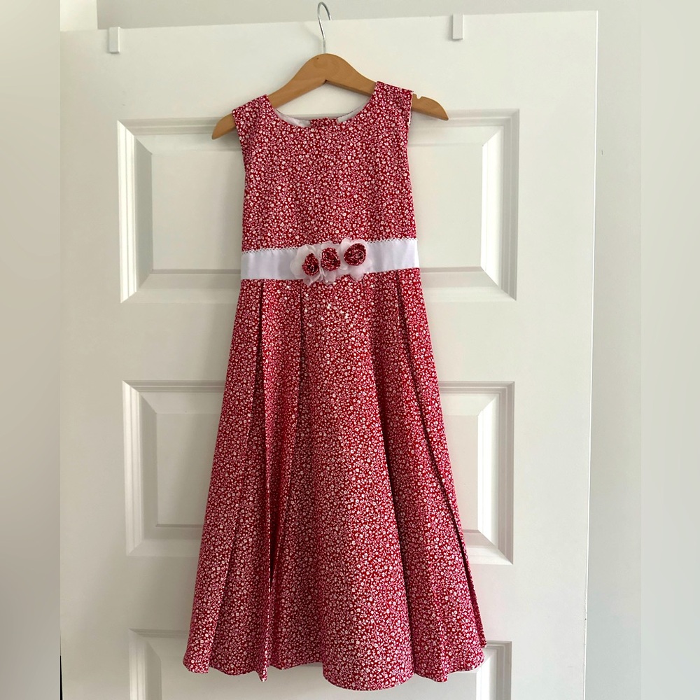 New with tags, Size 8.